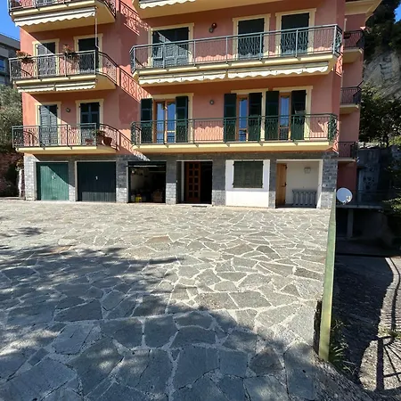 Apartment Residenza Giardino E Mare A Ciavai *